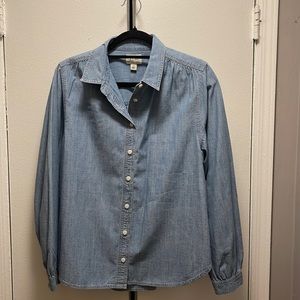 JCrew Denim shirt. New without tags! 😍